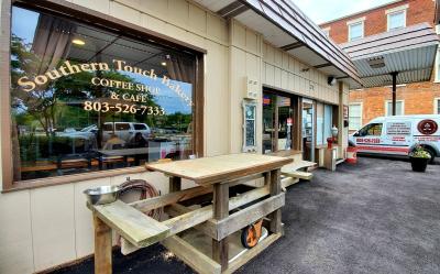 SOUTHERN TOUCH BAKERY & CAFE SMOKEHOUSE